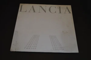 BROCHURE LANCIA THESIS CON CARTELLA COLORI ESTERNI E INTERNI - Imagen 1 de 4