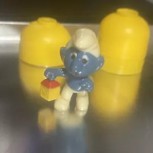 Schlumpf - Nachtwächter - - Ü-Ei Figur - Bild 1 von 5