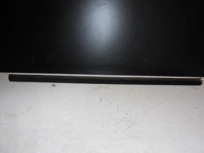 03-09 Mercedes Benz W211 E350 E500 Ventana Delantera Derecha Interior Raspador Moldura Borde Foto 1 de 4