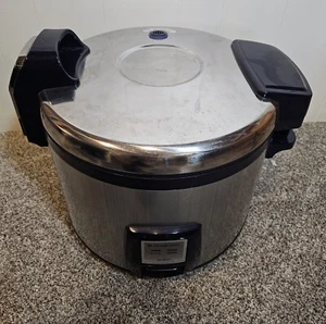 30 Cup Rice Cooker - Thunder Group SEJ3201 - Picture 1 of 7