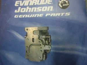 JOHNSON EVINRUDE 9.9 HP CARBURETOR UPPER  BODY STAMPED 335354 1991- 92 NEW - Picture 1 of 9