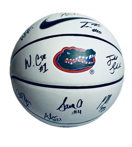 2024-2025 FLORIDA GATORS TEAM SIGNED AUTOGRAPH NIKE BASKETBALL COA WILL CLAYTON - Picture 1 of 4
