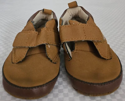 Botas de bebé Carter marrón para niño talla EE. UU. 0-3 meses infante bebé calzado botas Foto 1 de 4