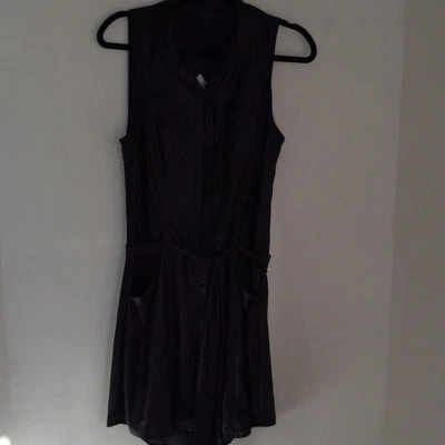Vestido camisero negro con cinturón Y2K Guess para mujer sin mangas con cuello metálico talla S Foto 1 de 4
