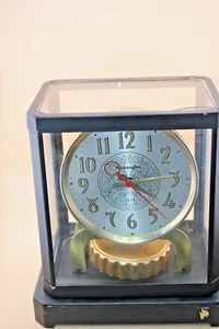 MASTERCRAFTERS ATMOS TYP UHR MODELL 344 DORELL GESPRUNGENE GLASSCHEIBE OBEN - Bild 1 von 6