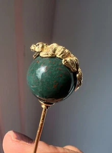Antique Victorian era 18K Gold Bloodstone Lizard Stick Pin - Picture 1 of 10