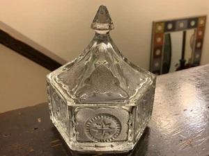 Vintage Clear Indiana Glass Covered Candy Dish With Star and Eagle Pattern - Picture 1 of 6