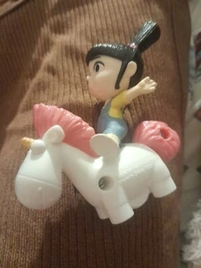 Despicable Me 3 Agnes Rocking Fluffy Unicorn Figure McDonalds Happy Meal Toy - Picture 1 of 2