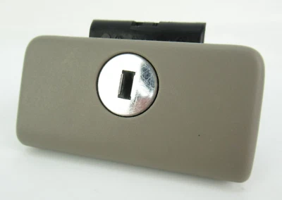 TOYOTA CAMRY GLOVE BOX COMPARTMENT DOOR LATCH LOCK HANDLE ASSEMBLY BEIGE 02-06 - Imagem 1 de 4