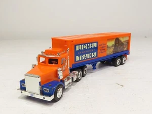 Lionel TMT-18018 Box Trailer Toy Truck w/Lights & Sounds LN - Picture 1 of 9