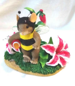 Honey Bee Figurine "Bee My Honey" Charming Tails (Mouse) [Retired] - Bild 1 von 7