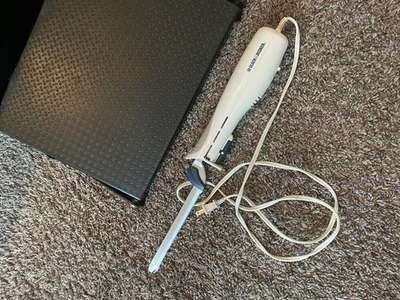 Cuchillo de talla eléctrico Black & Decker Foto 1 de 4