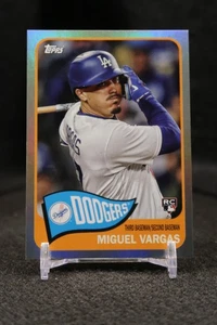 2023 Topps Archives - 1965 Topps Miguel Vargas #184 Rainbow Foil /199 (RC) - Picture 1 of 2