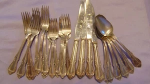 25 ONEIDA ROGERS SILVER PLATE TARNISHED FLATWARE "CHALICE-HARMONY" NICE! - Picture 1 of 3