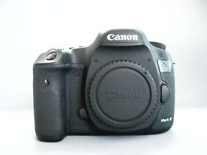 Canon EOS 5D MK III Full Frame DSLR camera + Accessories - 7489 Activations