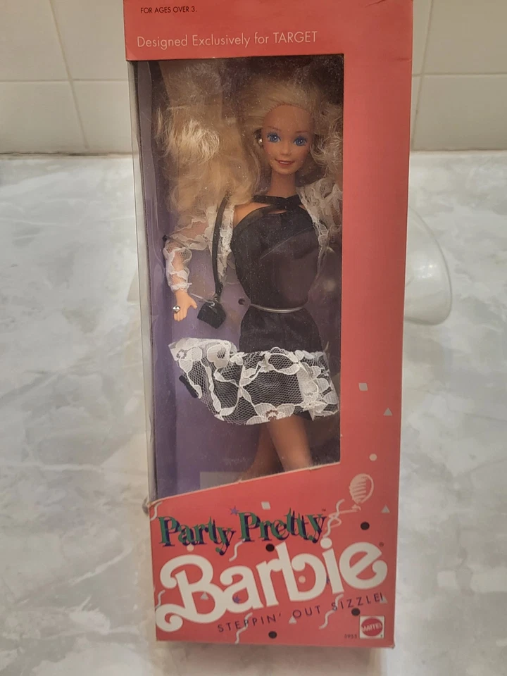 1990 Винтажная кукла Pretty Barbie Steppin' Out Sizzle No5955 никогда не доставалась из коробки - Изображение 1 из 1