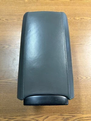 2003-2013 Maserati Quattroporte Center Console Armrest Arm Rest Gray Leather - Image 1 of 4