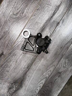Pinza de freno trasera Yamaha YZF R6 2007 2C0-2580W-00-00 Foto 1 de 4