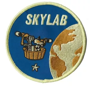 Skylab press patch space program TV news correspondent Wizard of Id recovery - Picture 1 of 1