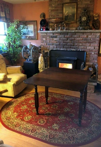 ANTIQUE DROP LEAF MAHOGANY TABLE Cover