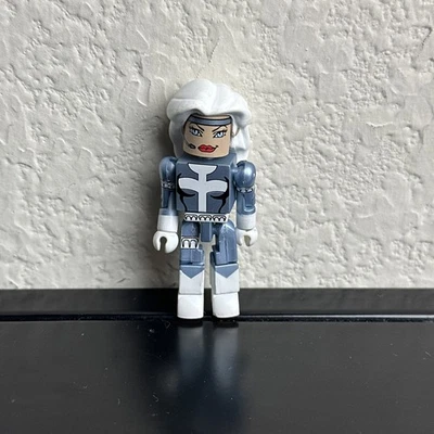 漫威 Minimates 系列 10 银 SABLE 2 英寸迷你人偶 2005 — 第 1/2 张图片