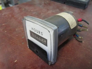 GE Time Meter 240211AAAB 120V 60Hz Used - Picture 1 of 3