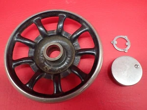 Antique 1927 SINGER 66 Sewing Machine 9 Spoke Hand Wheel - Picture 1 of 10