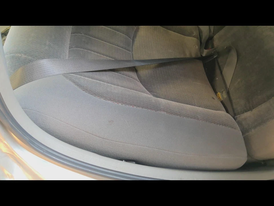 Used Rear Seat Belt Rear fits: 2003 Buick Century Rear Grade A Foto 1 de 4