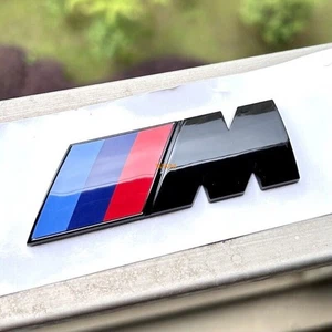 für BMW M Emblem Heckklappe Schriftzug Badge Aufkleber Schwarz Glanz 90x30MM  - Picture 1 of 3
