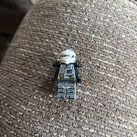 new LEGO NINJAGO The Hands of Time Minifig - Zane (Vermillion Invader set 70624)