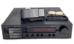 Nakamichi Model RE-2 AM/FM Audiophiler Stereo Receiver mit Fernbedienung & Antenne - Bild 1 von 18