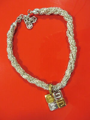 Authentic Givenchy Braided Chain Necklace with Large Givenchy Logo Pendant 4Gs Foto 1 de 4