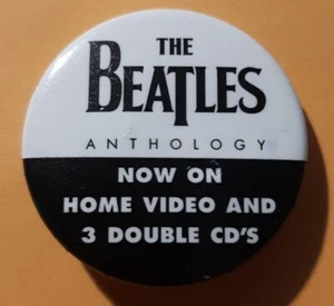 PIN PROMOCIONAL ANTOLOGÍA LOS BEATLES MUY RARO - Imagen 1 de 4