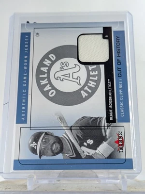 2005 Fleer Classic Clippings Jersey Reggie Jackson Relic  - Image 1 of 2