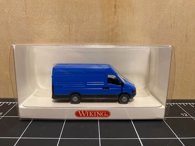 WIKING 2860127 Iveco Daily Transporter Van - Blue - 1:87/HO — 第 1/4 张图片