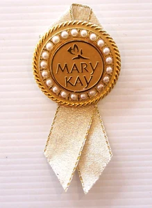 VINTAGE MARY KAY COMPANY SALES REP LAPEL COAT HAT TIE PIN BADGE CARDED BROOCH - Picture 1 of 2