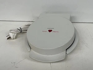 Black & Decker Sweet Heart Waffle Maker G12 Tested & Working - Picture 1 of 6