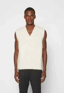 J. Lindeberg Men's HARRIE V NECK Vest Ivory Medium NEW NWT FMKW10094 A003 - Picture 1 of 9