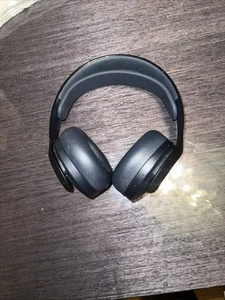 Auriculares inalámbricos PlayStation Pulse 3D negros medianoche con cable USB y adaptador inalámbrico - Imagen 1 de 8