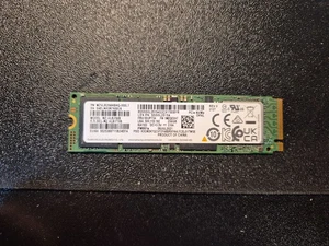 Lenovo Samsung PM981a MZ-VLB256B 256GB M.2 PCIe Gen3 NVMe 2280 - Foto 1 di 5