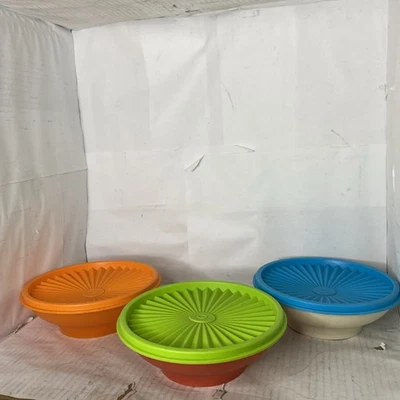 Lot Of 3 Vintage TUPPERWARE Salad / Cereal Bowls #890 & Instant Seals #808 - Image 1 of 4