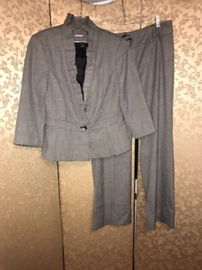 White House Black Market Ruffle Jacket Blazer Pant Suit Size 8 6 - Picture 1 of 9
