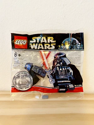 4547551 Chrome Darth Vader 10 Year Anniversary Promotional Minifigure polybag - Image 1 of 2