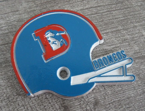 Denver Broncos Vtg NFL Rubber Fridge Magnet Refrigerator Standings Board Cover