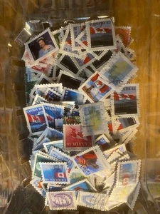 500 fine used Canadian small postage stamps, best deal, free shipping in CAN&US! - Picture 1 of 1