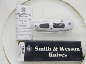 Smith & Wesson Medium SWAT SW-4000 Knife - Original Design - New Old Stock - Picture 1 of 6