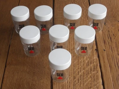 VINTAGE - SEB 8 POTS YAOURTS EN VERRE COUVERCLE BLANC POUR YAOURTIÈRE - Immagine 1 di 4