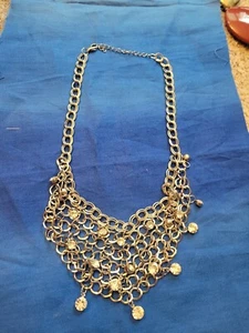 Vintage Gold/Bronze Ton Kette hängende Strasssteine Kragen Lätzchen Halskette wunderschön - Bild 1 von 3