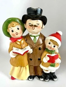 Vintage Caroling Family Trio Music Box Made In Japan Christmas Plays slowly - Picture 1 of 8