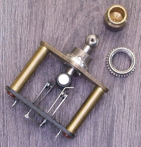 1940s Aircraft Radio Corp DPDT Switch #6575 Center Off - Picture 1 of 5